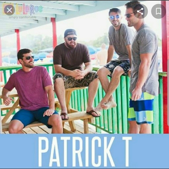 LuLaRoe Patrick shirt Unisex Eagle flag NWT XS - Picture 6 of 6